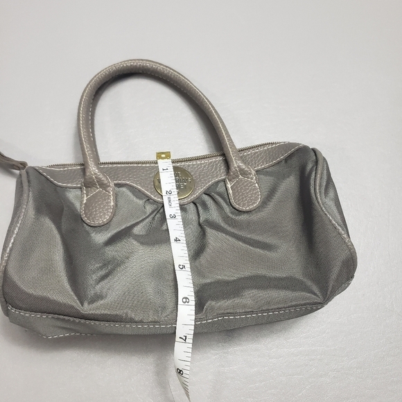 3/$15 Victoria's secret small hand bag - Picture 7 of 10